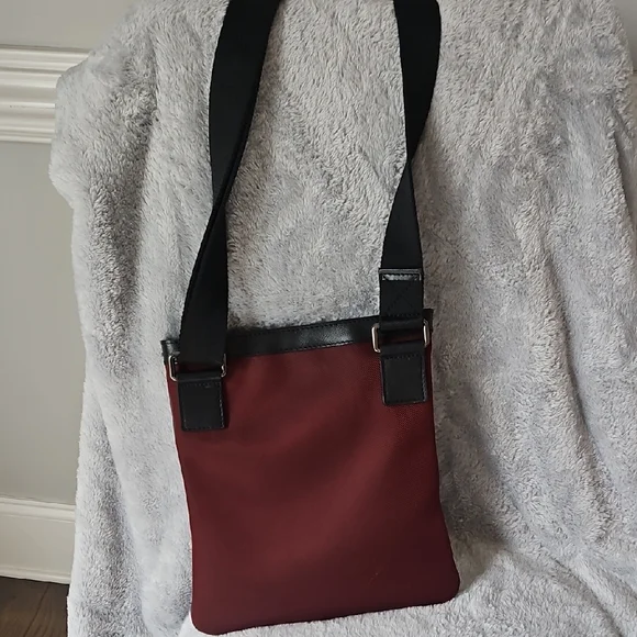 Burberry Red and Black Messenger Bag - Picture 2 of 2